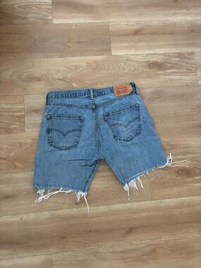 Levi's Light Blue High-Rise Denim Shorts with Frayed Hem